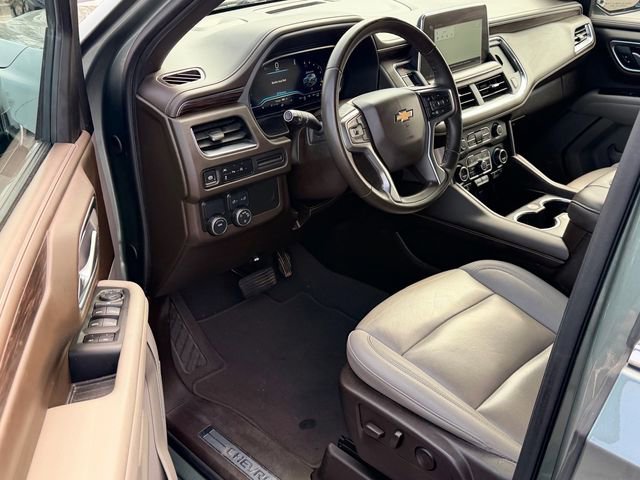 Used 2024 Chevrolet Suburban LT image 9