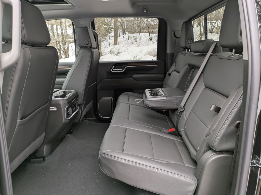 New 2026 GMC Sierra 3500 Denali w/ Denali Reserve Package image 32