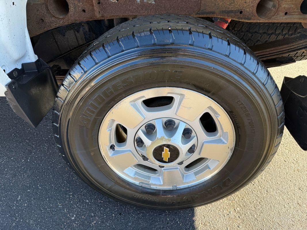 Used 2015 Chevrolet Silverado 2500 LT w/ Z71 Package, Off-Road image 11