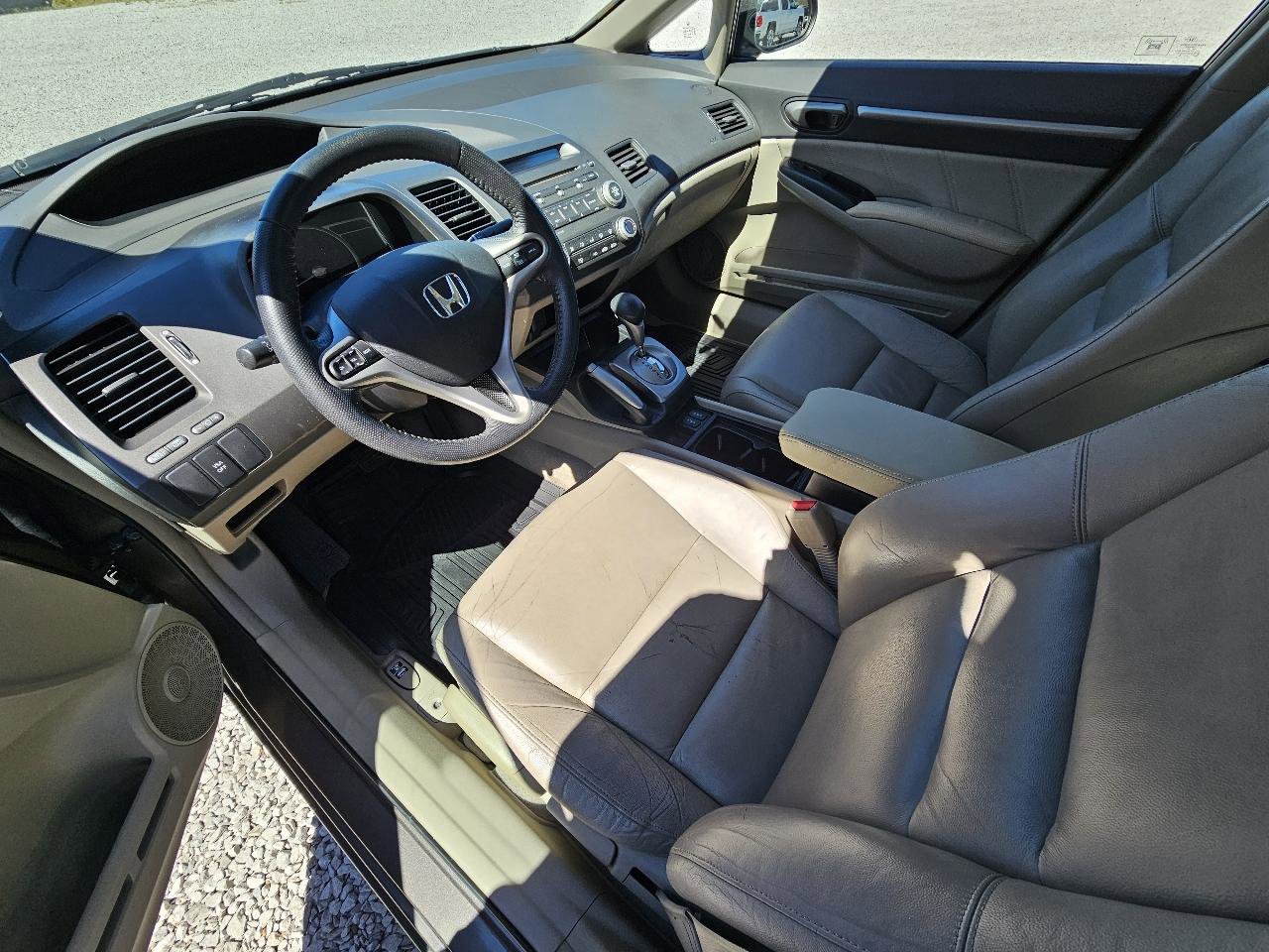 Used 2010 Honda Civic EX-L image 15