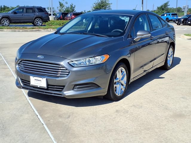 Used 2013 Ford Fusion SE FWD video 3