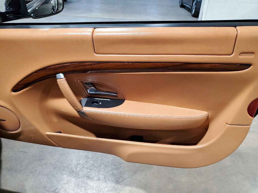 Used 2011 Maserati GranTurismo Coupe image 17