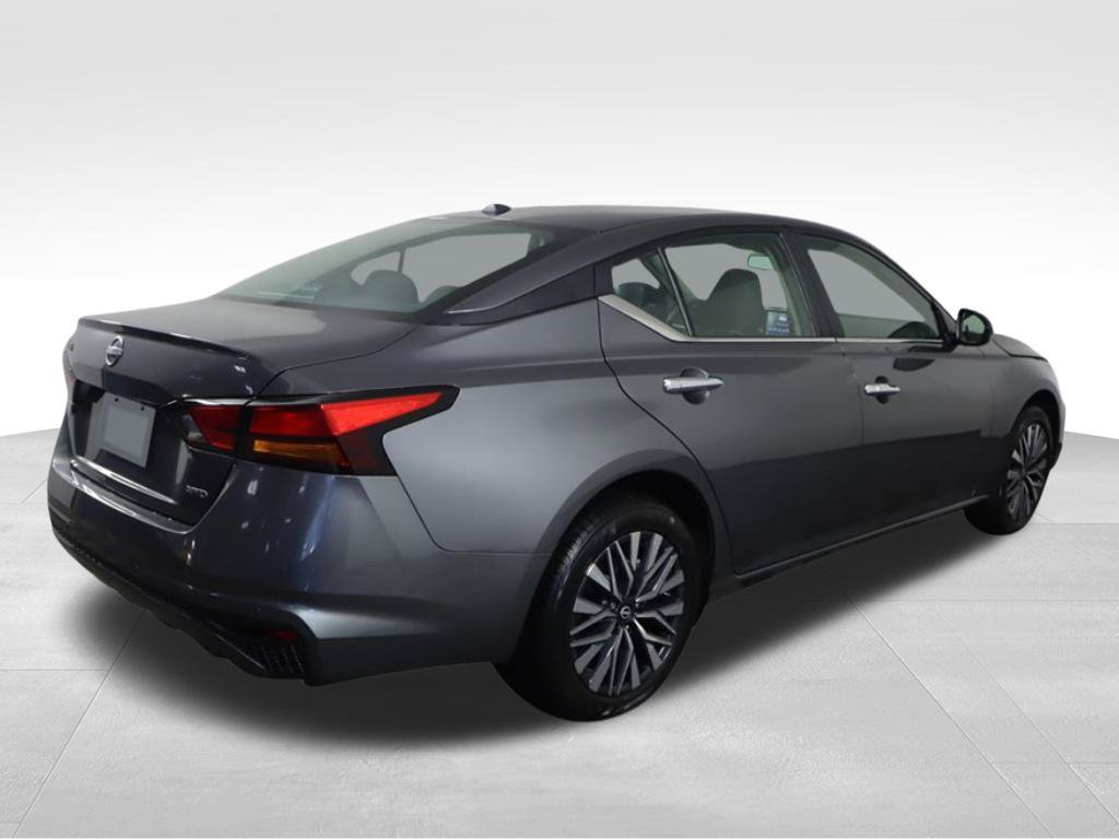 New 2026 Nissan Altima 2.5 SV AWD/4WD image 5