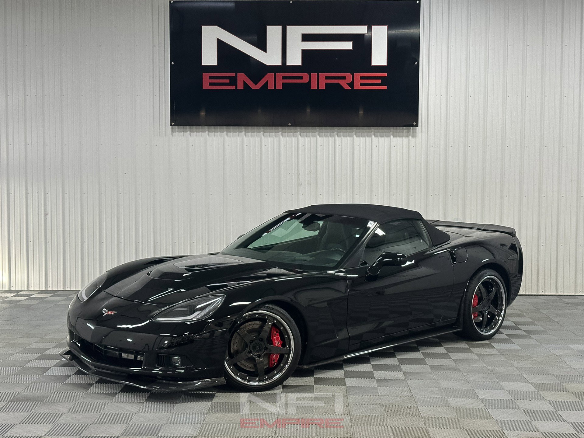 Used 2006 Chevrolet Corvette Convertible 2D w/ Preferred Equipment Group image 2