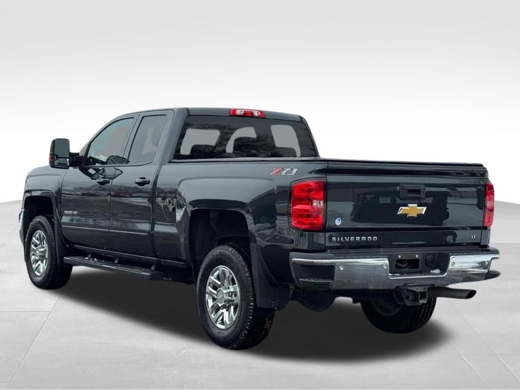 Used 2019 Chevrolet Silverado 2500 LT w/ LT Convenience Package image 9