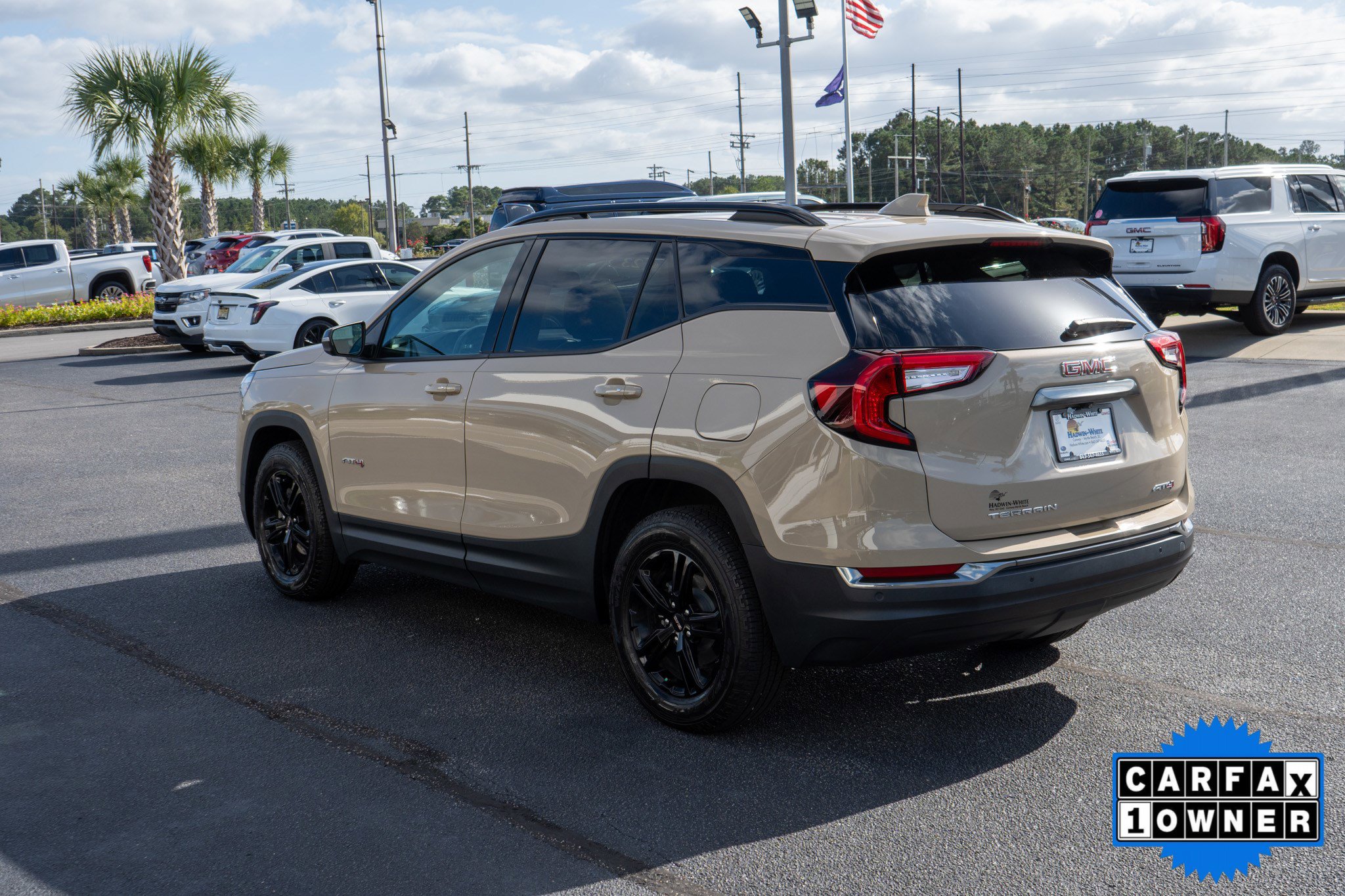 Used 2023 GMC Terrain AT4 w/ Tech Package image 5