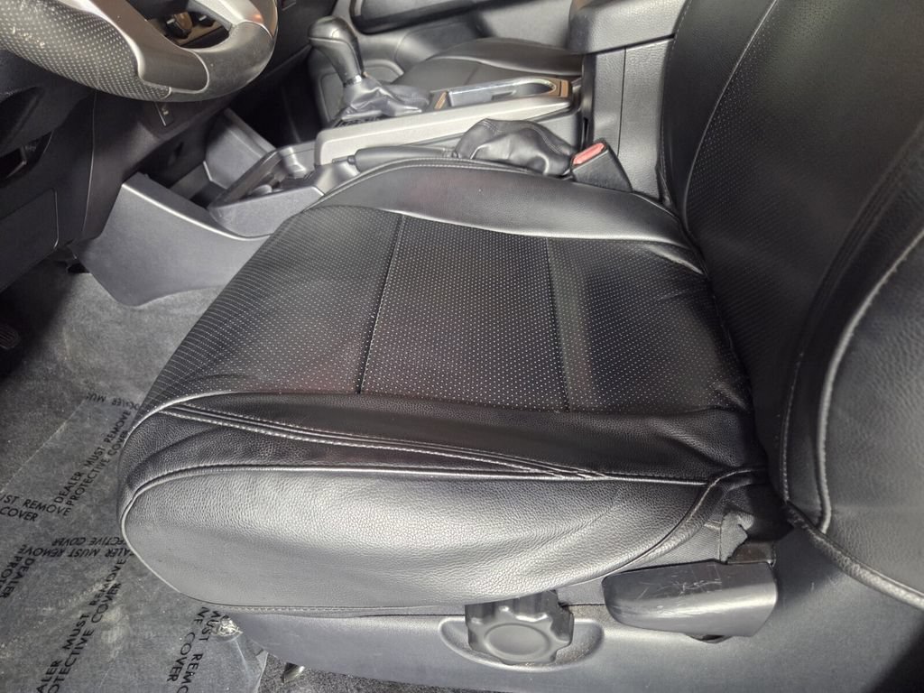 Used 2017 Toyota Tacoma TRD Sport RWD image 11