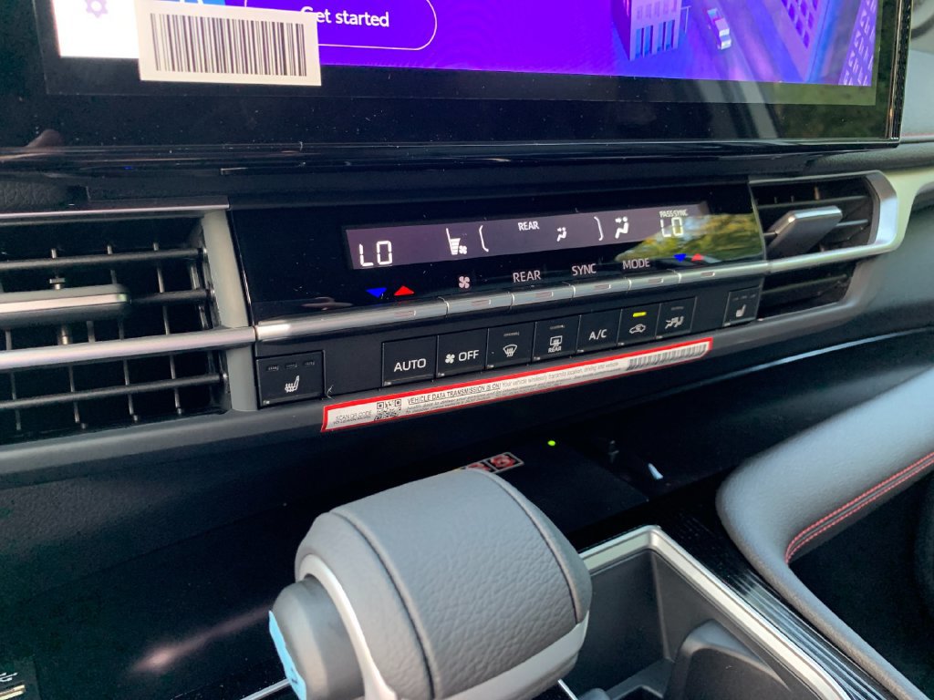 New 2026 Toyota Sienna XSE AWD/4WD image 22