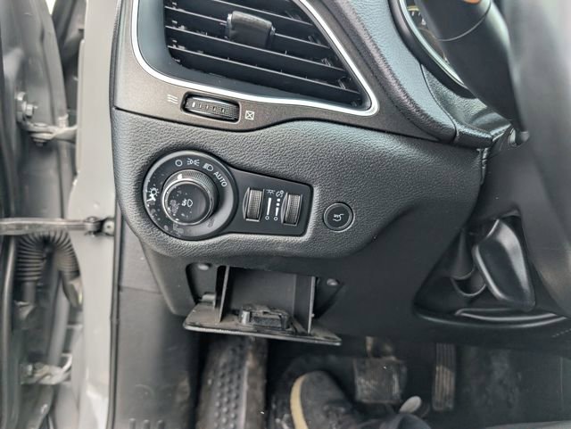 Used 2023 Jeep Cherokee Trailhawk w/ Trailer Tow Group image 10