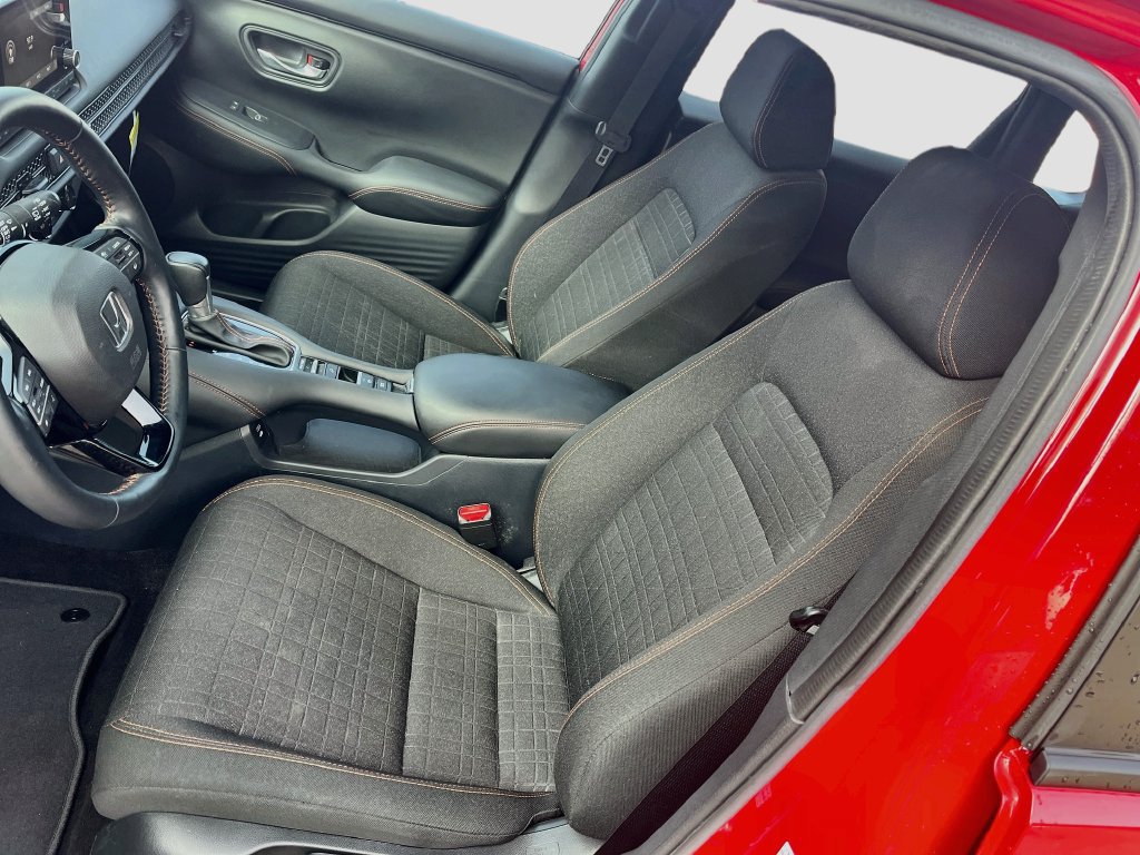 Used 2025 Honda HR-V Sport image 18