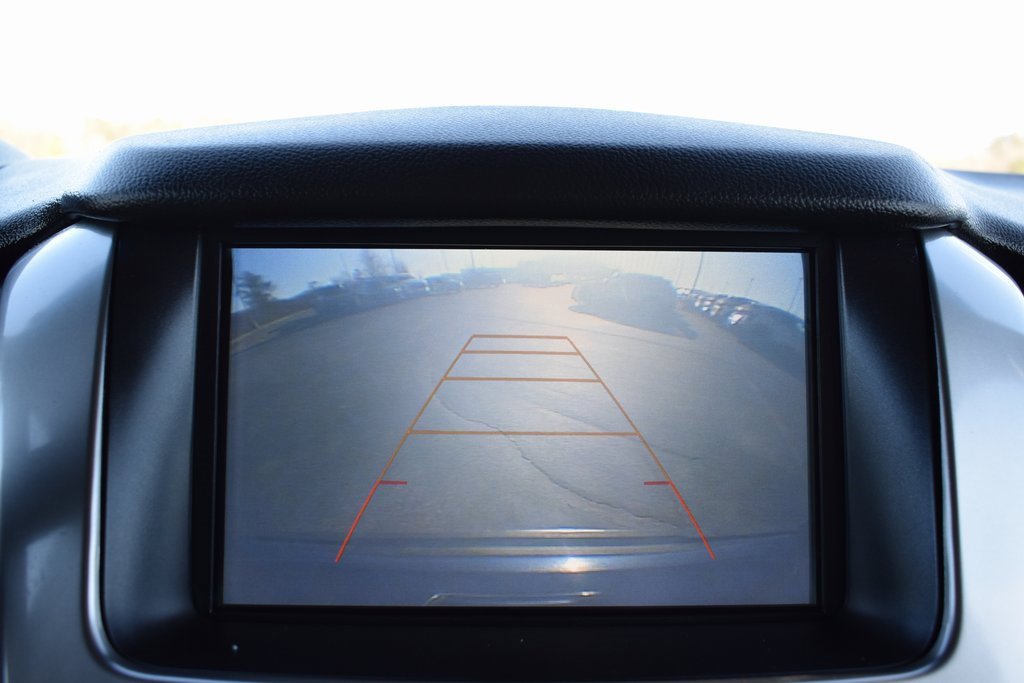 Used 2018 Chevrolet Suburban LT image 21