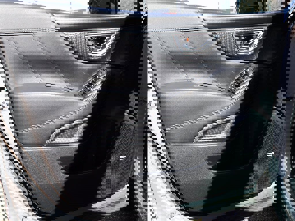 Used 2019 Subaru Forester Limited image 22