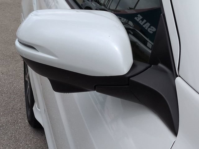 Used 2020 Honda HR-V Touring image 12