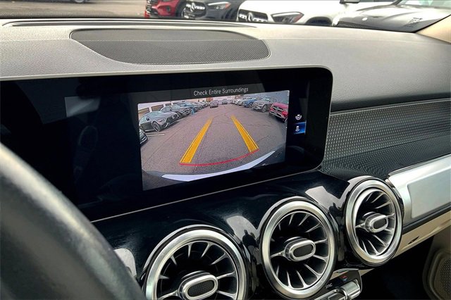 Used 2021 Mercedes-Benz GLB 250 4MATIC image 23