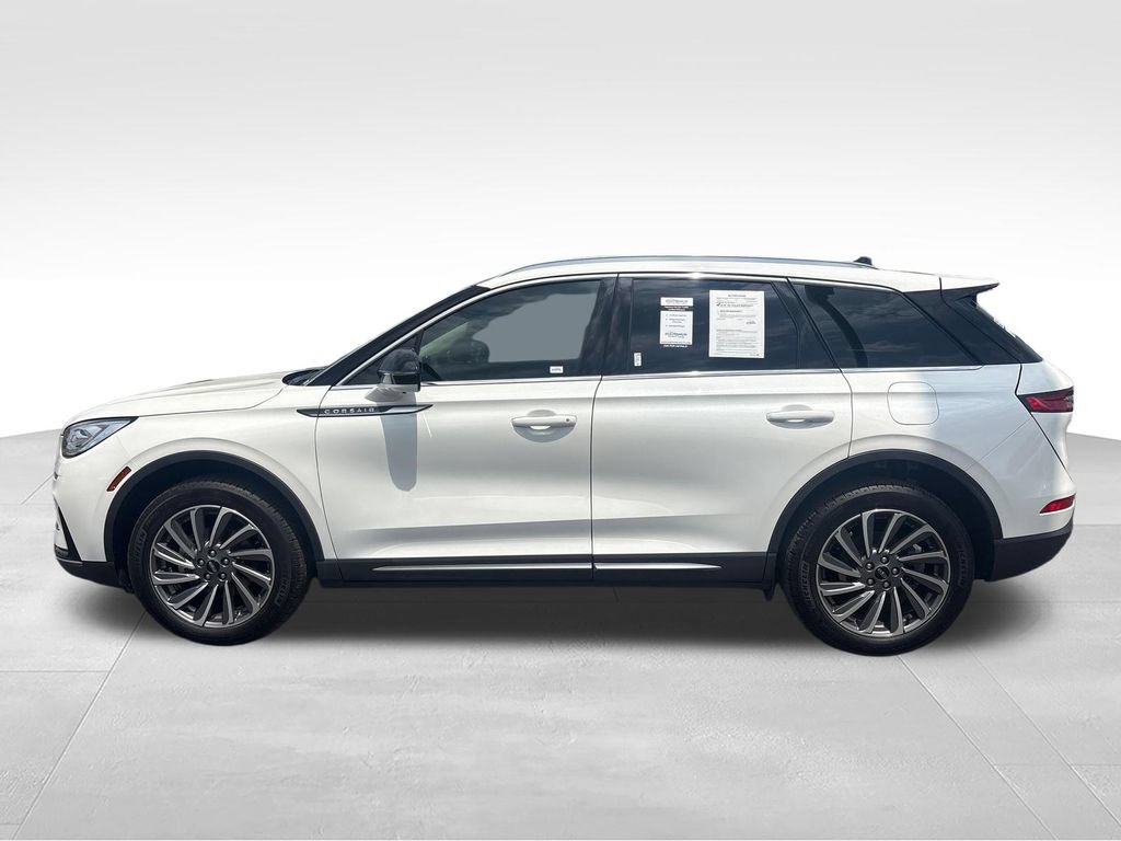 Used 2024 Lincoln Corsair Reserve w/ Equipment Group 201A AWD/4WD image 3