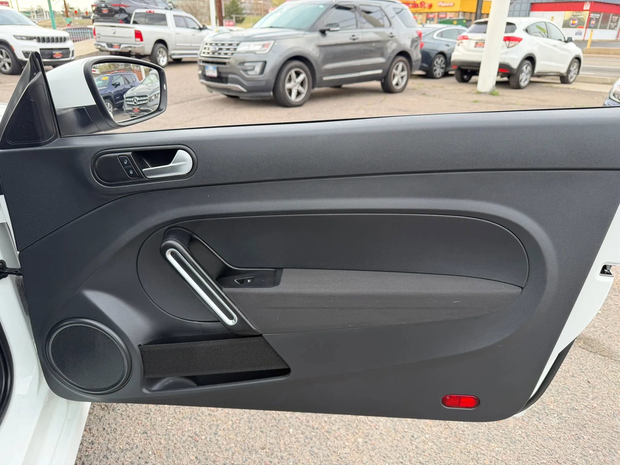 Used 2019 Volkswagen Beetle 2.0T S image 16