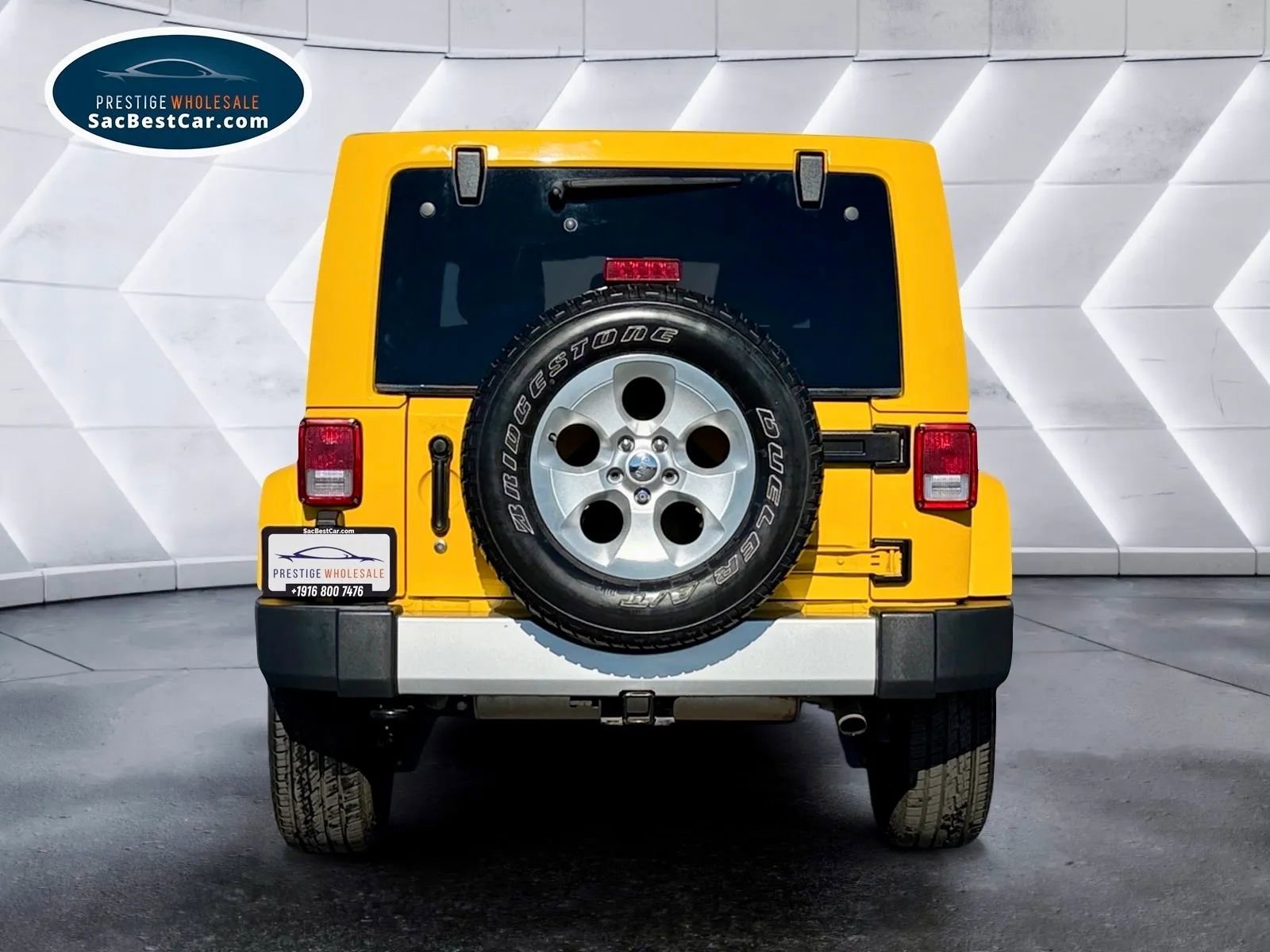 Used 2015 Jeep Wrangler Unlimited Sahara w/ Max Tow Package image 7