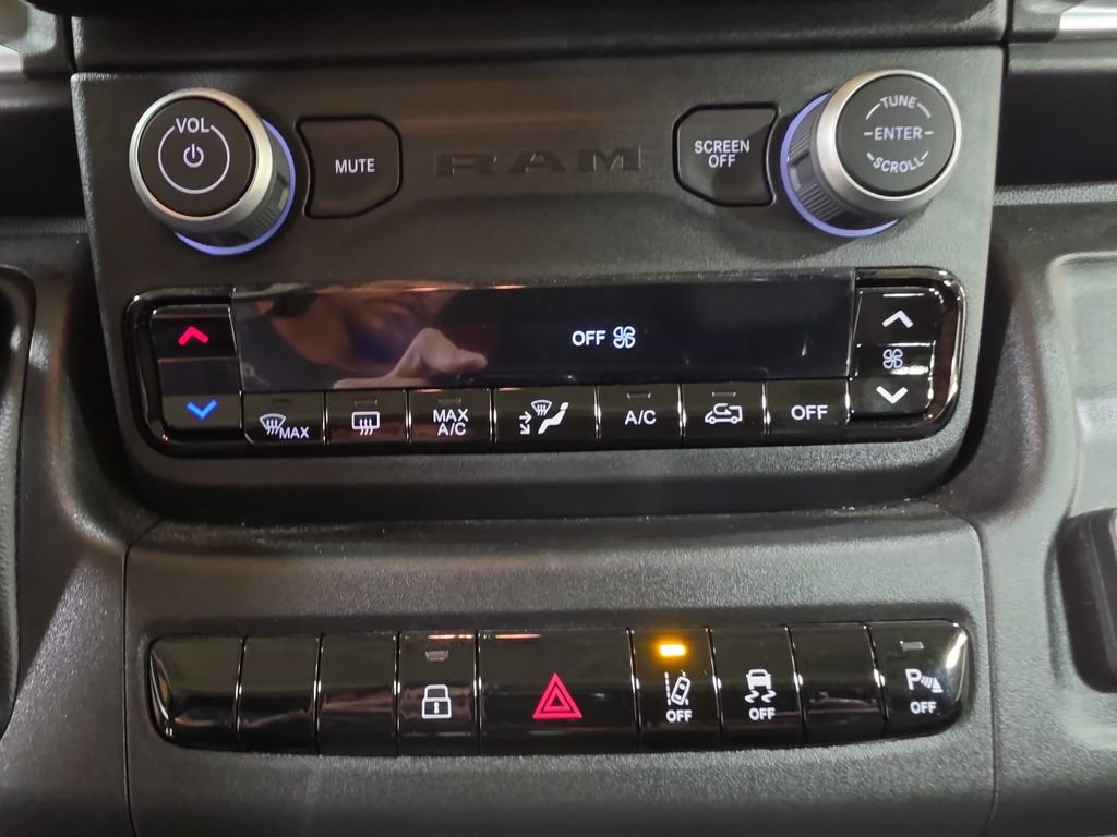 New 2026 RAM ProMaster 1500 w/ Quick Order Package 22G SLT FWD image 25