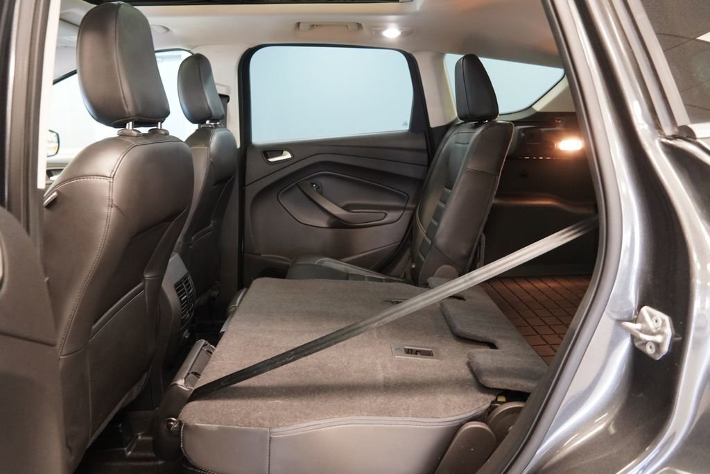 Used 2018 Ford Escape SEL image 29