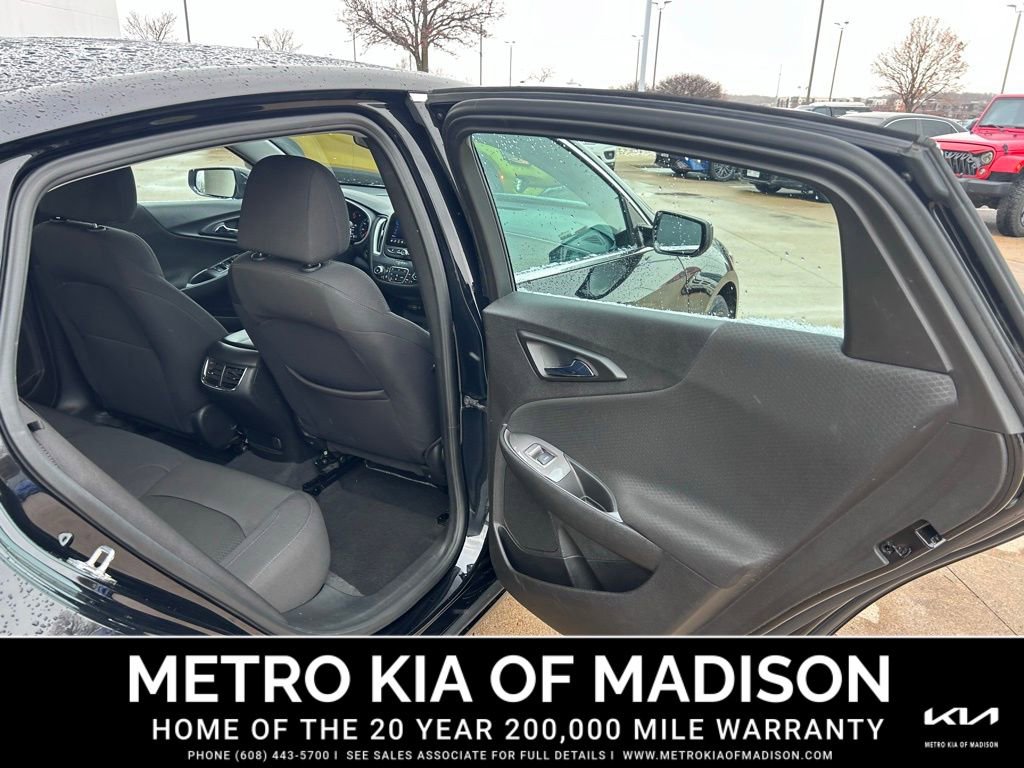 Used 2023 Chevrolet Malibu LT image 33