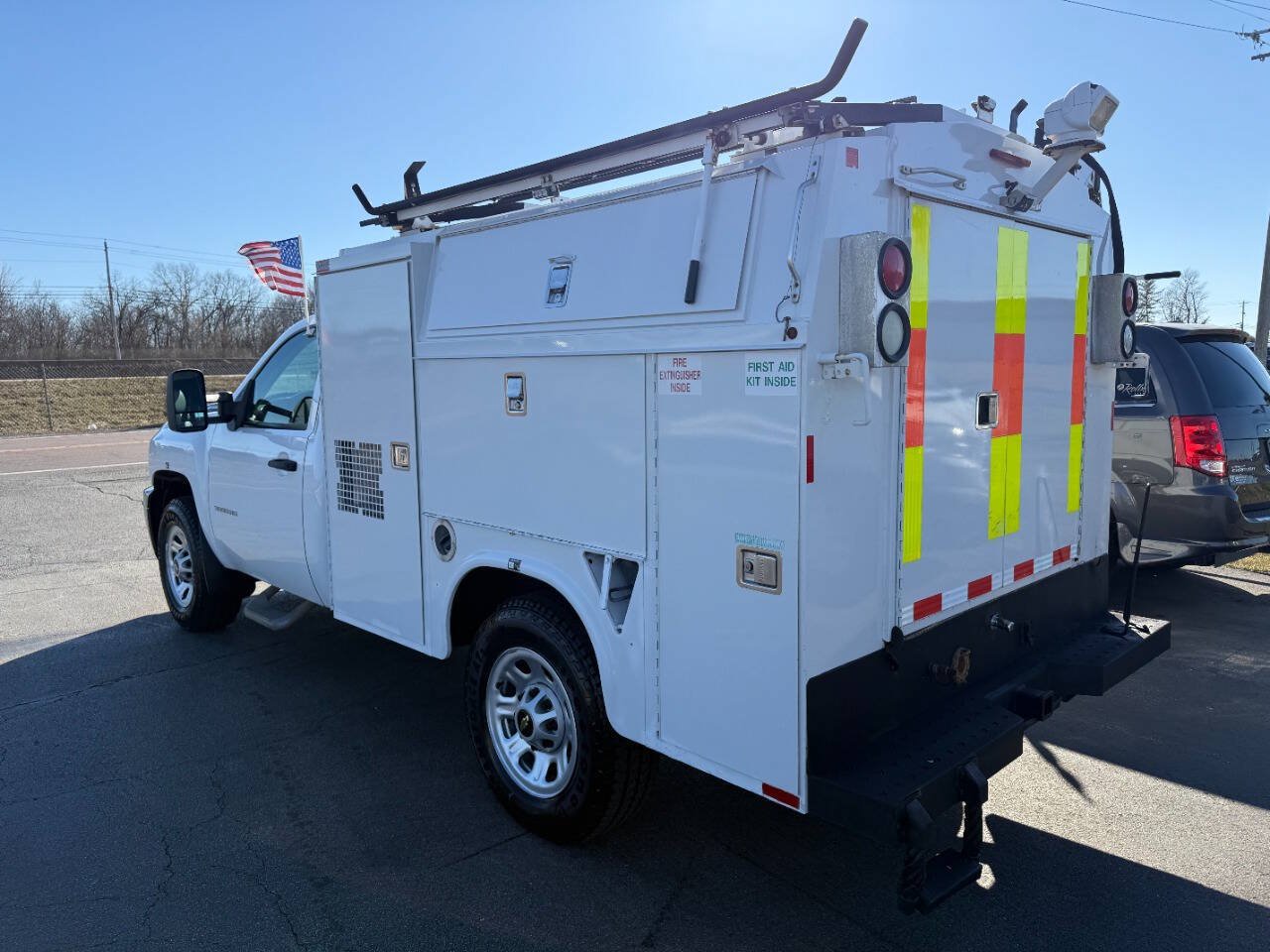 Used 2014 Chevrolet Silverado 3500 W/T RWD image 7