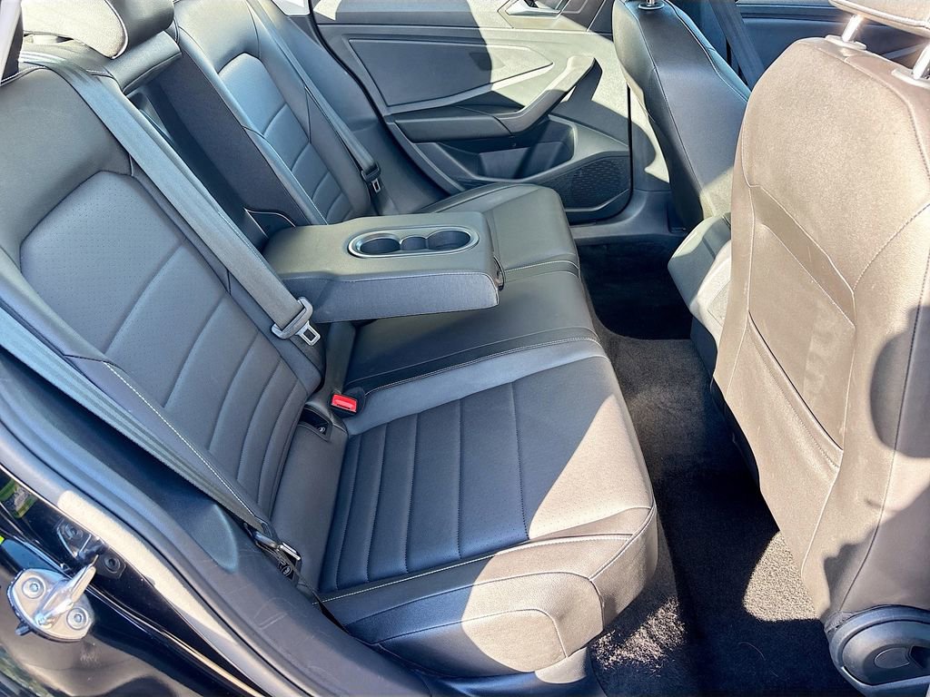 Used 2024 Volkswagen Jetta SE image 26