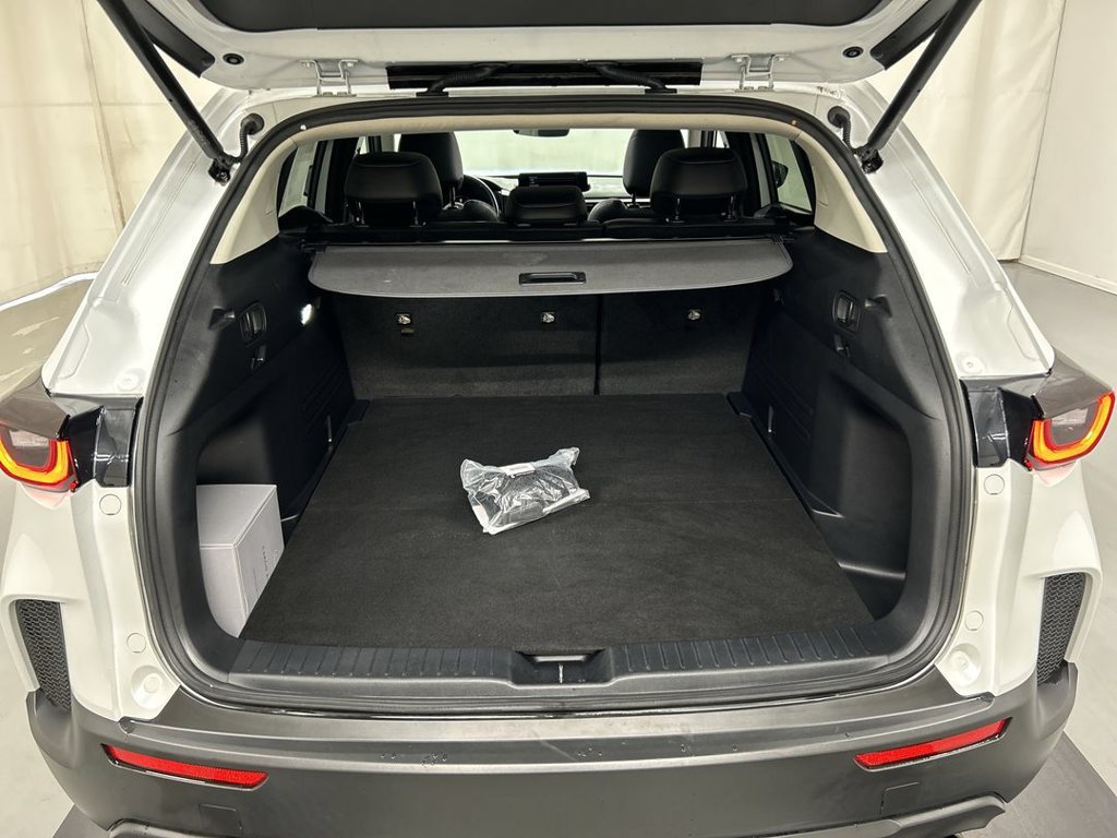 Certified 2024 MAZDA CX-50 AWD 2.5 S w/ Cargo Package image 22