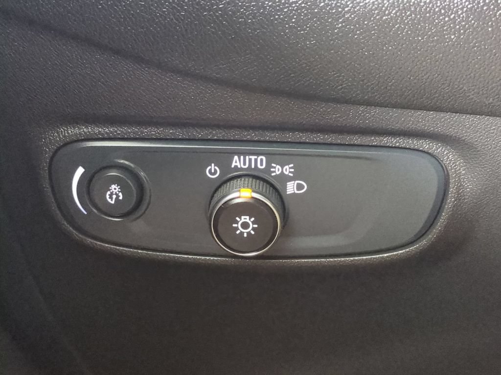 Used 2024 Chevrolet Equinox LT AWD/4WD image 30