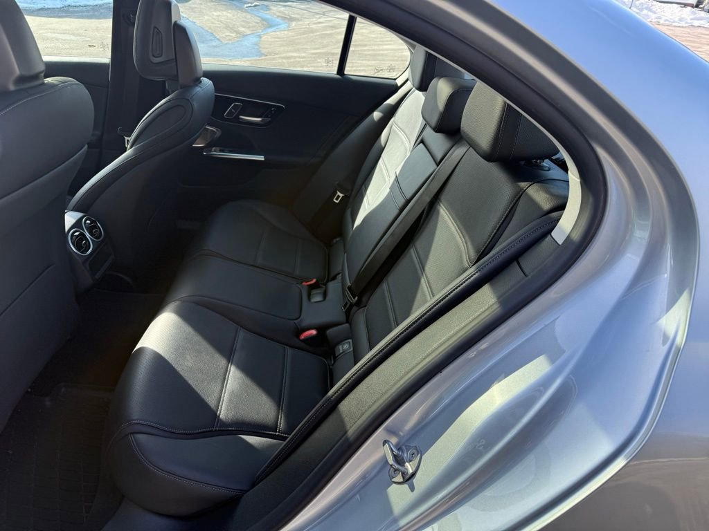 Certified 2022 Mercedes-Benz C 300 4MATIC Sedan image 5