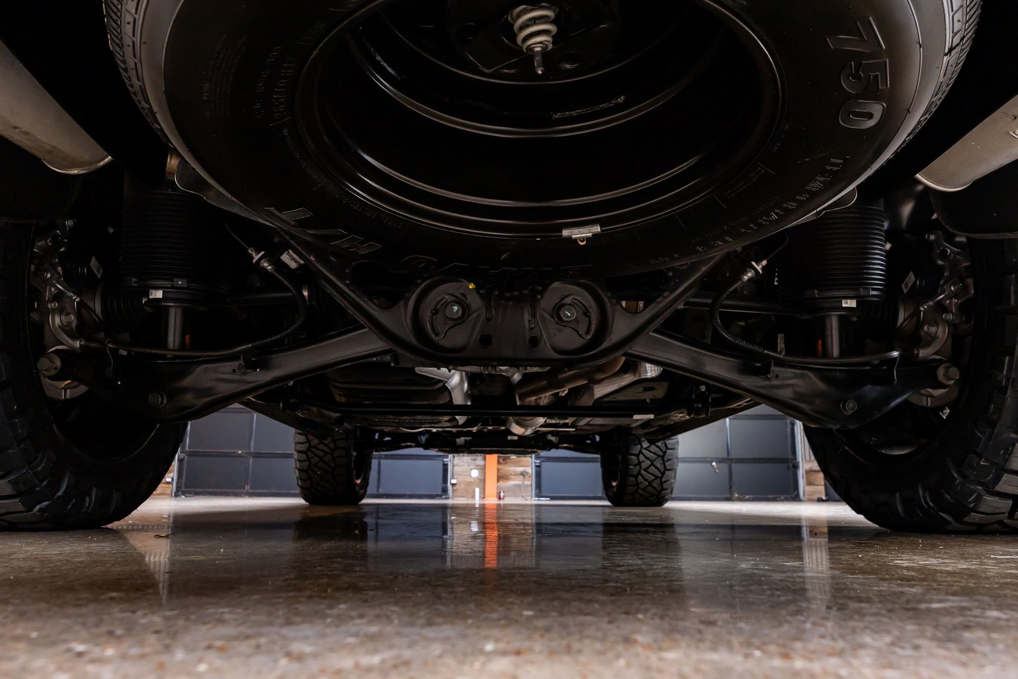 Used 2025 GMC Yukon AT4 Ultimate image 16