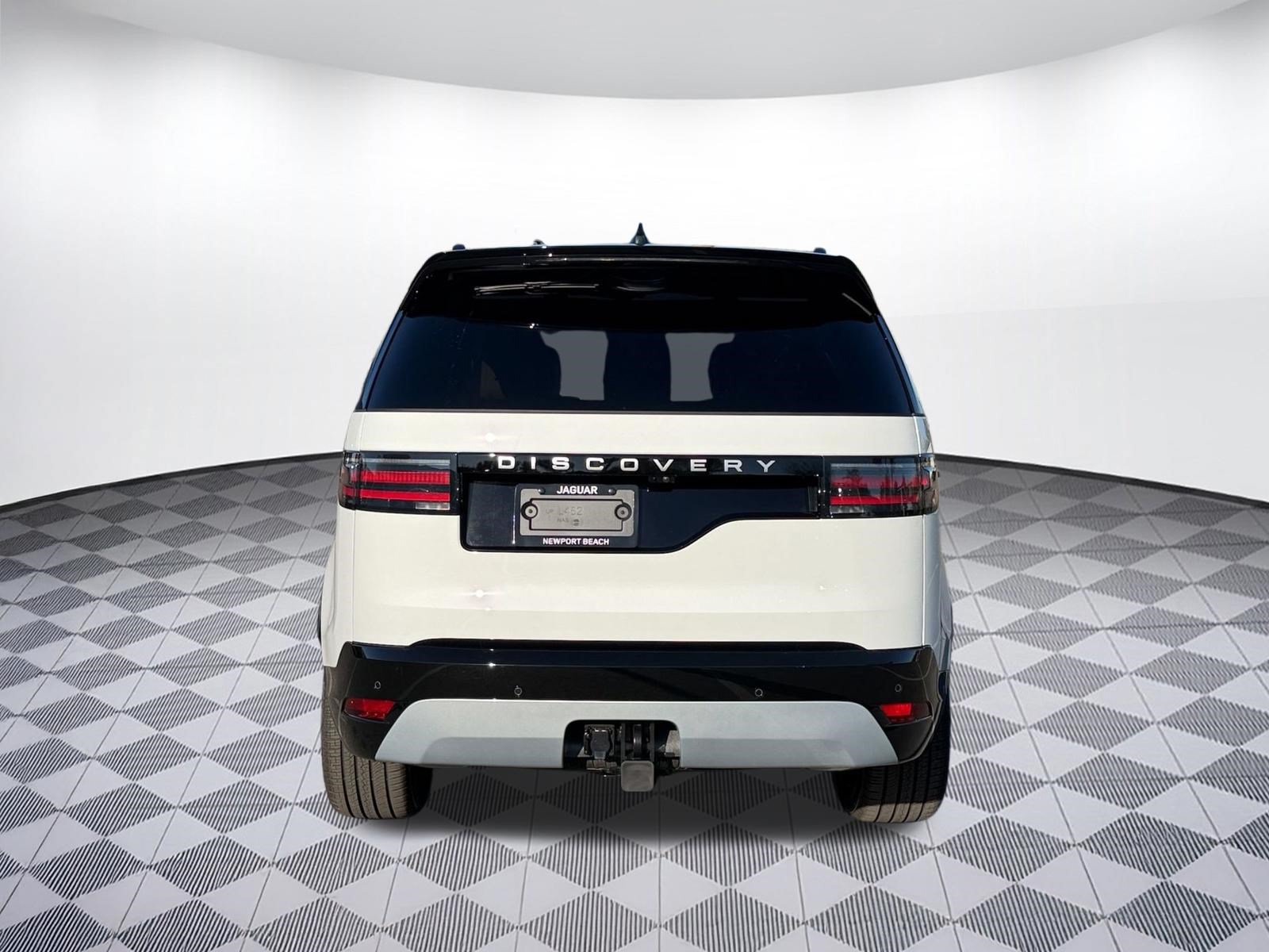 New 2026 Land Rover Discovery Limited Edition AWD/4WD image 10