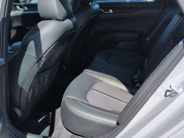 Used 2022 Kia K5 GT-Line AWD/4WD image 16