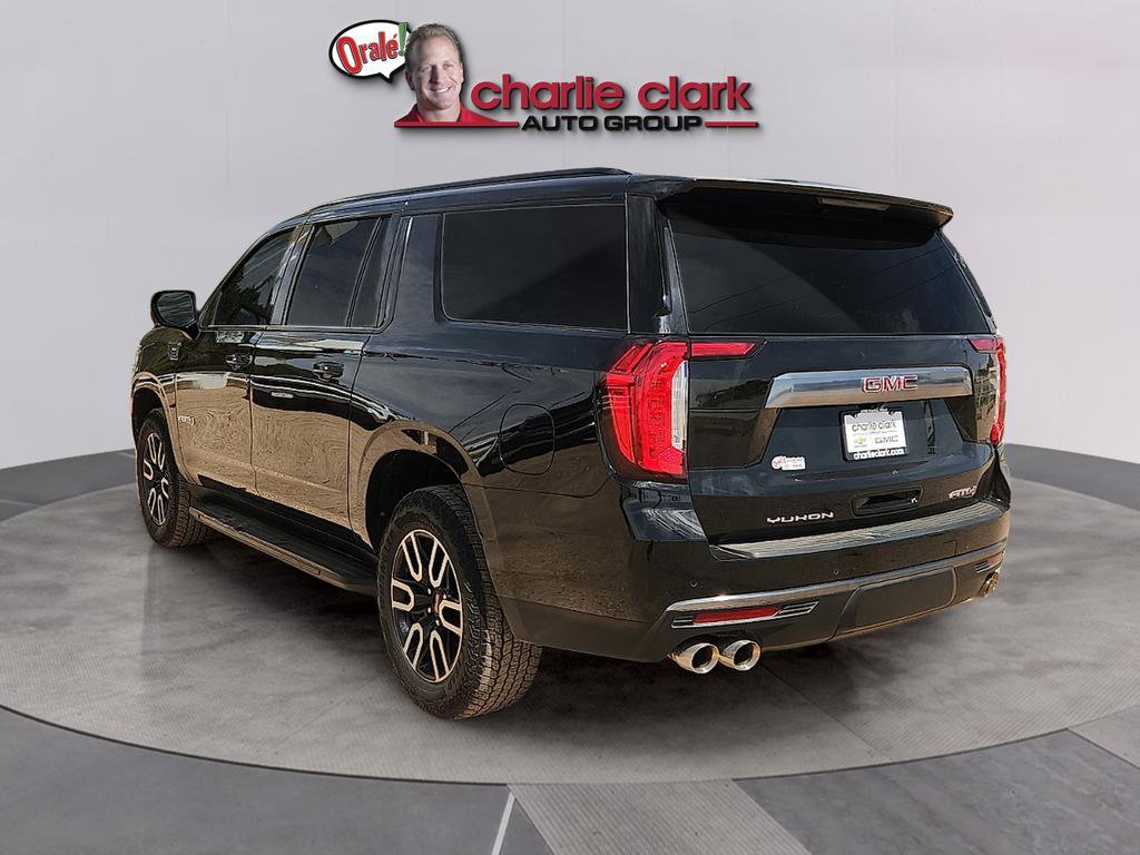 Used 2024 GMC Yukon XL AT4 w/ Technology Package AWD/4WD image 3