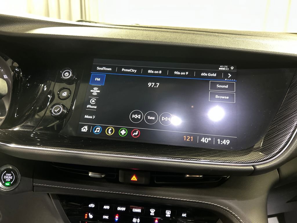 Used 2023 Buick Envision Preferred image 17