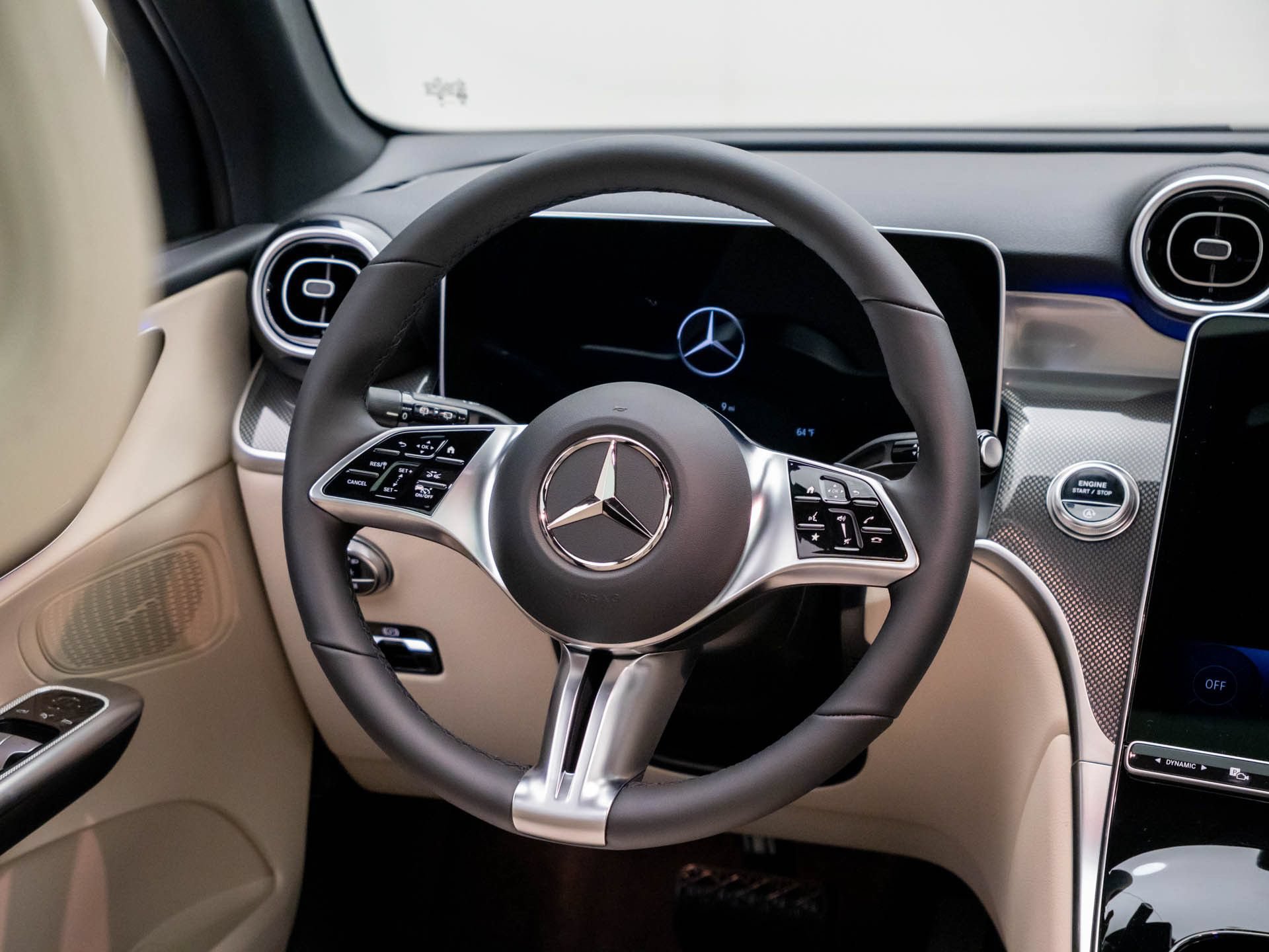 New 2026 Mercedes-Benz GLC 300 4MATIC image 11