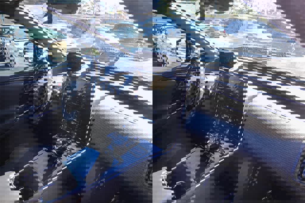 Used 2023 Toyota bZ4X Limited image 23