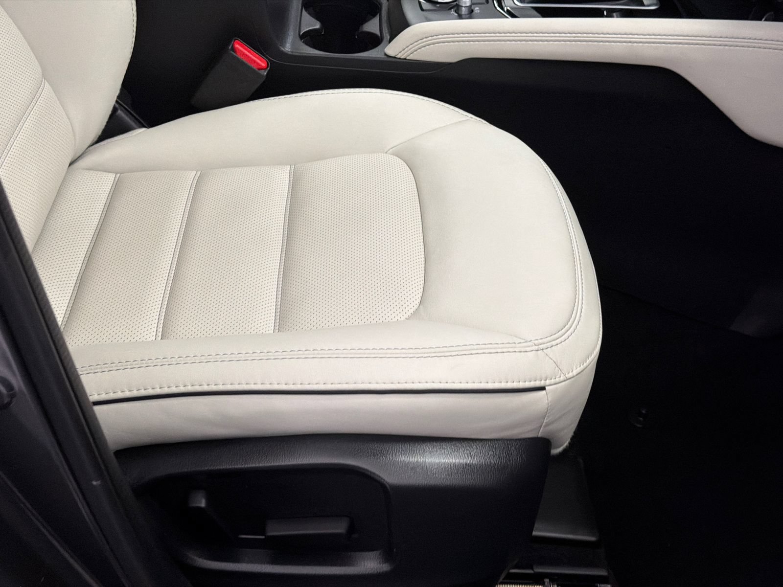 Certified 2025 MAZDA CX-5 AWD 2.5 S w/ Premium Plus Pkg image 12