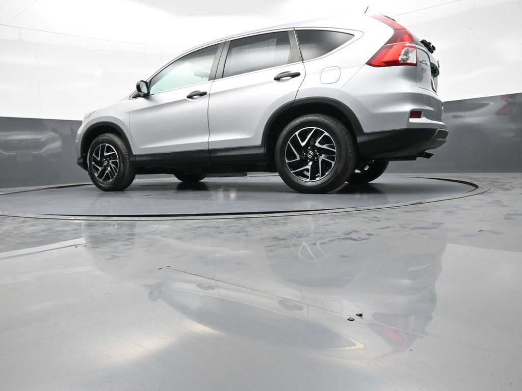 Used 2016 Honda CR-V SE image 32