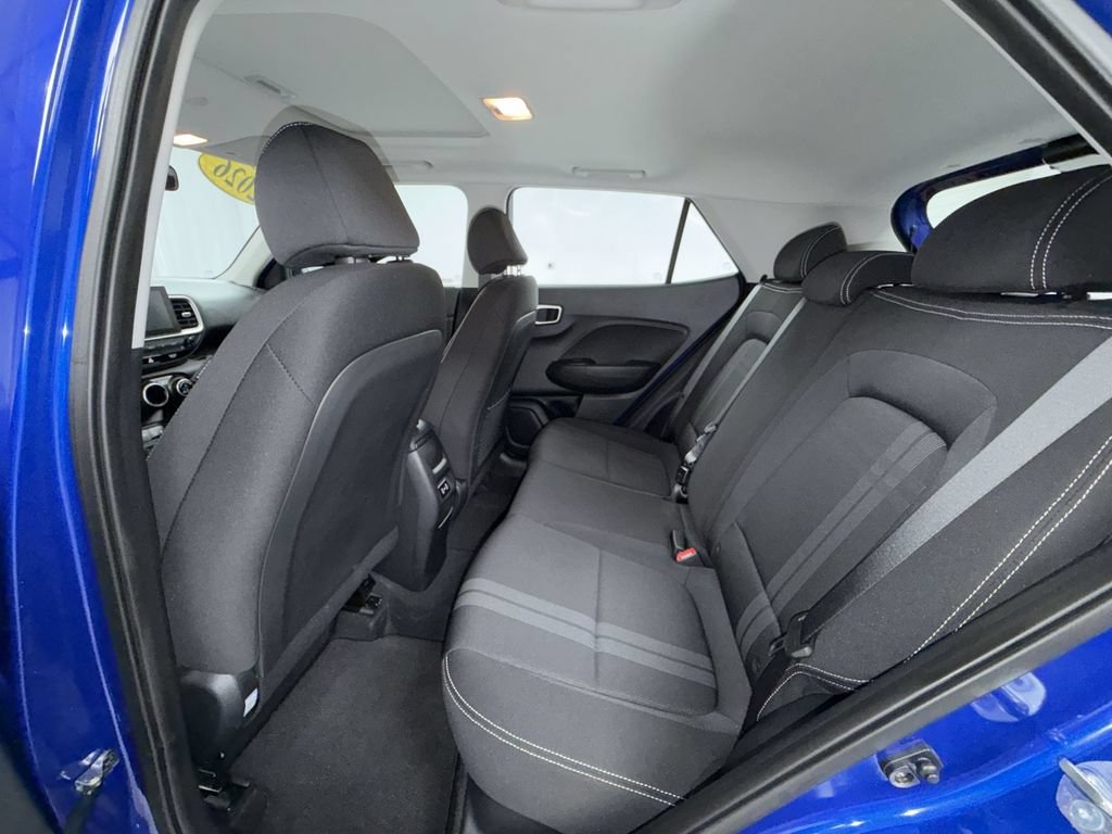 Used 2026 Hyundai Venue SEL FWD image 13