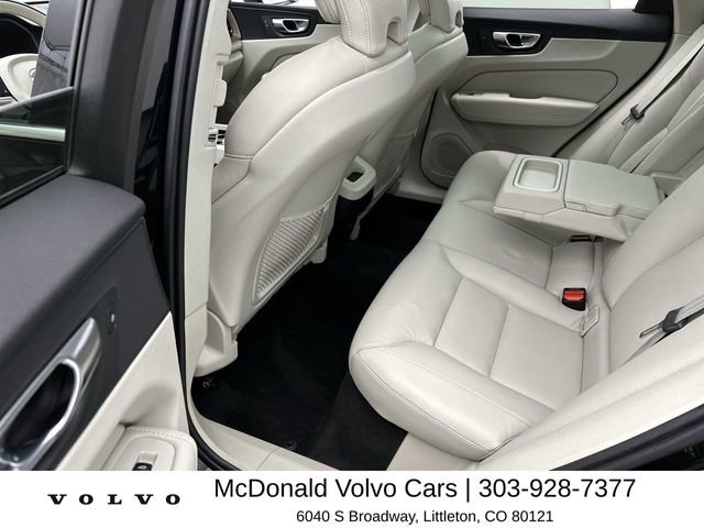 Certified 2022 Volvo XC60 B5 Momentum AWD/4WD image 23