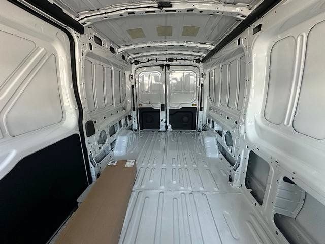 New 2026 Ford Transit 250 148 Medium Roof Extended AWD w/ Upfitter Package image 22