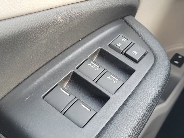 Used 2019 Honda Pilot Touring image 30