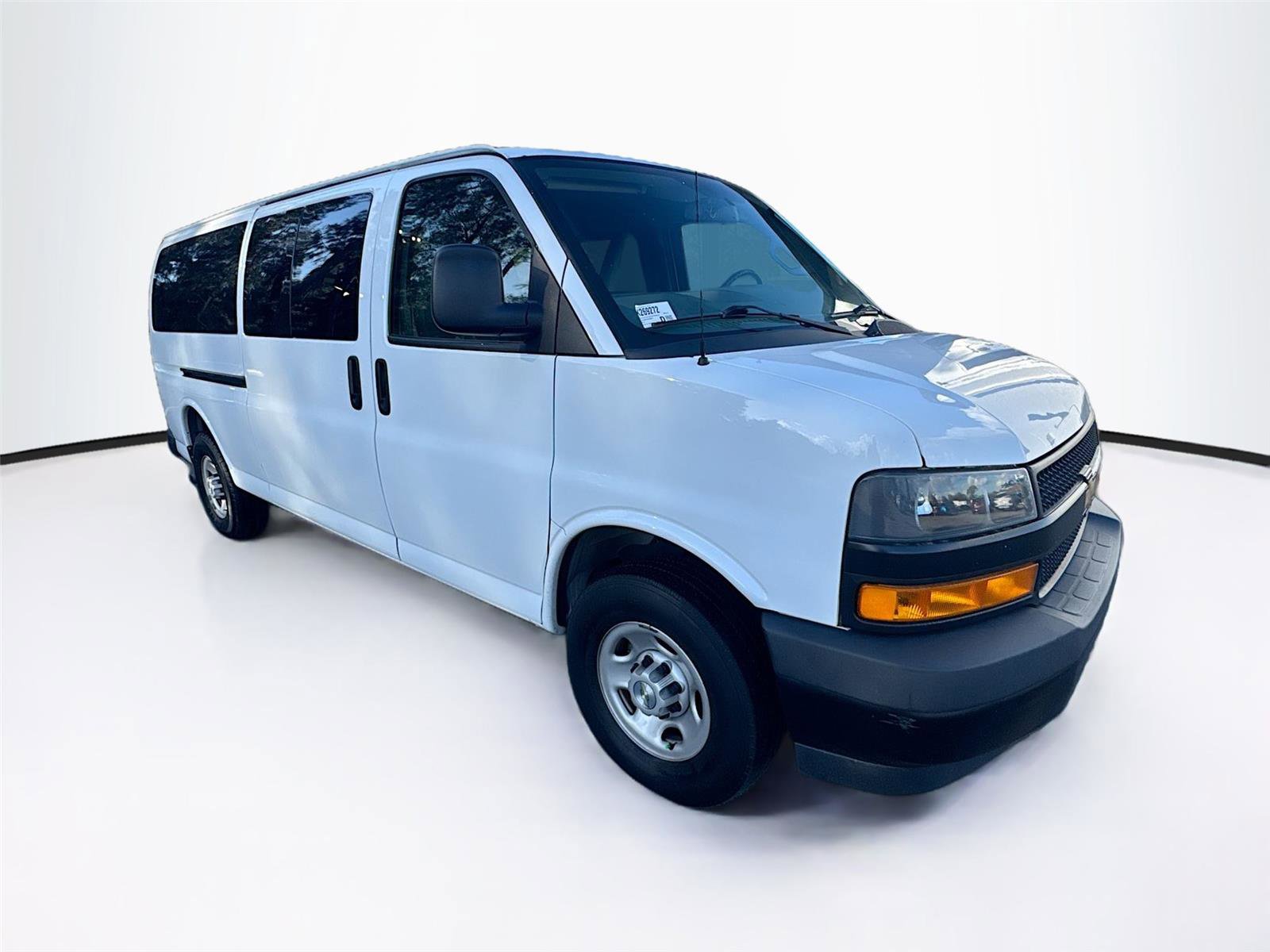 Used 2022 Chevrolet Express 3500 LS image 28