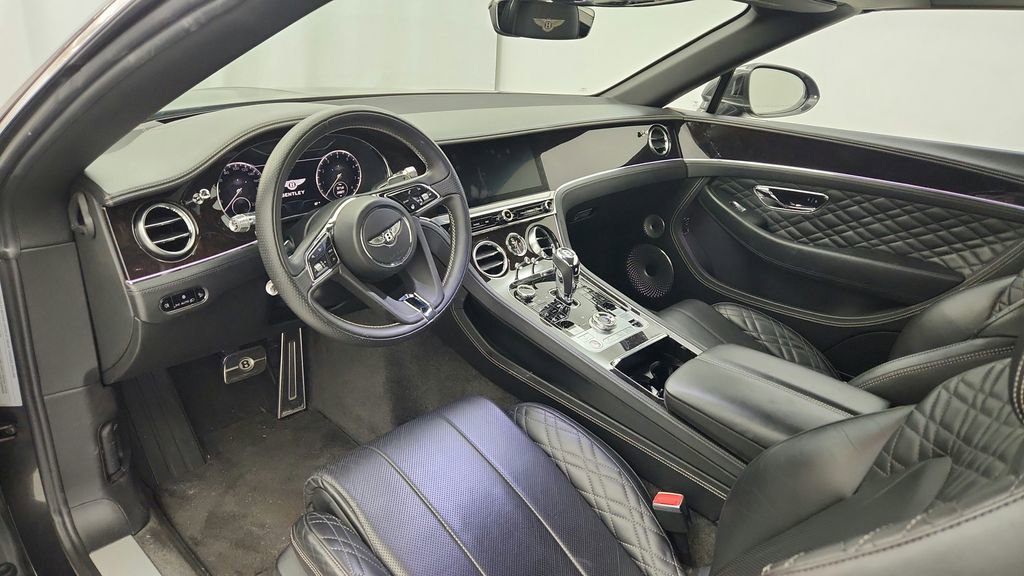 Used 2020 Bentley Continental GT image 16
