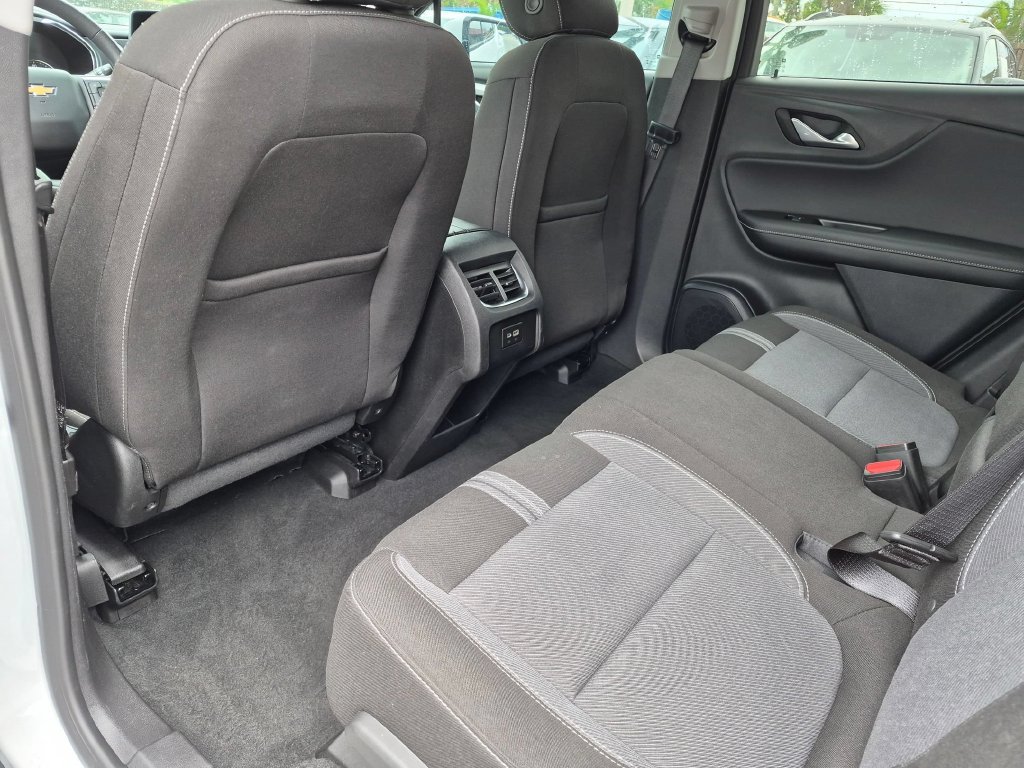 Used 2025 Chevrolet Blazer LT FWD image 25