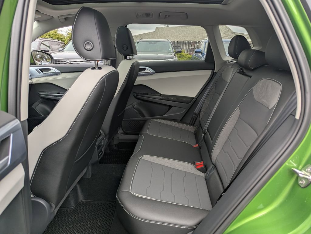New 2026 Volkswagen Taos SE AWD/4WD image 27