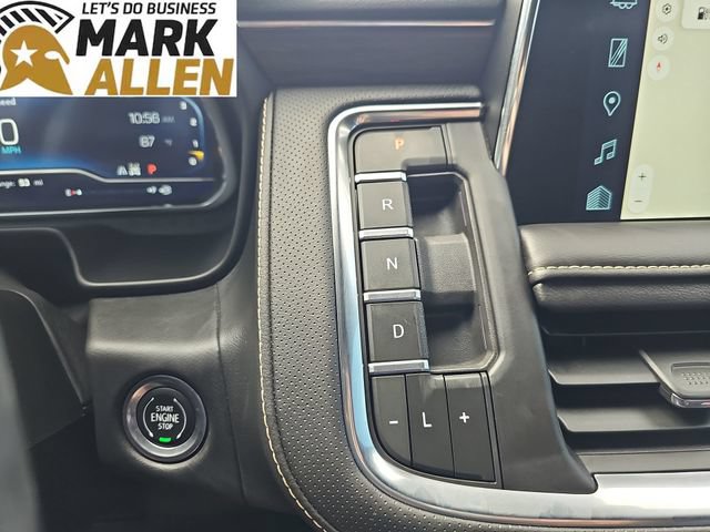 Used 2023 Chevrolet Suburban Premier w/ Premium Package 2 AWD/4WD image 16