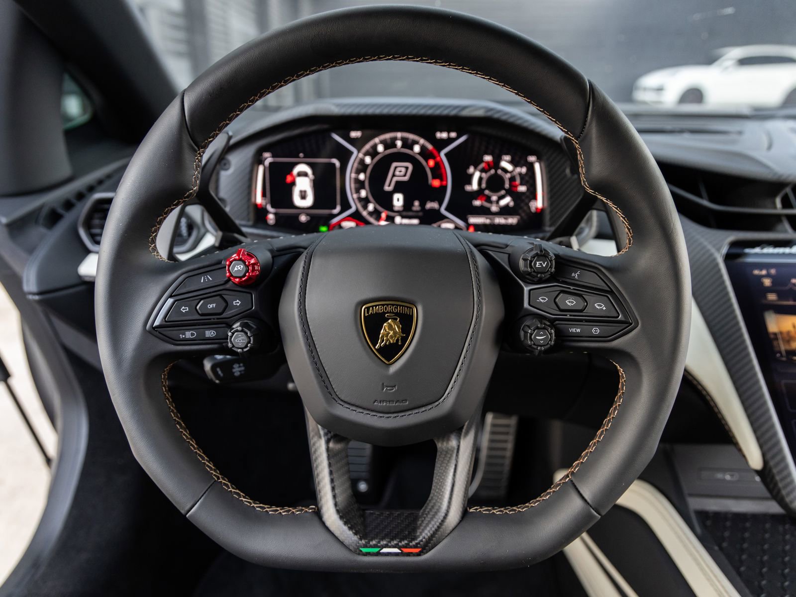 Used 2024 Lamborghini Revuelto AWD/4WD image 30