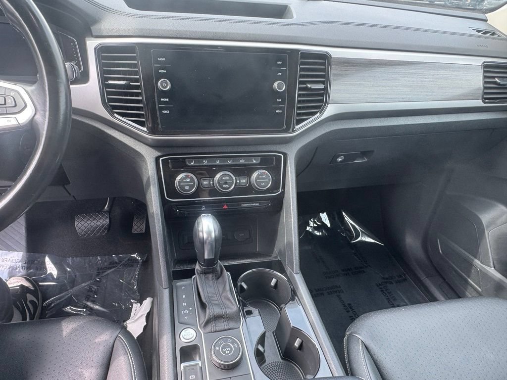 Used 2021 Volkswagen Atlas SEL AWD/4WD image 16