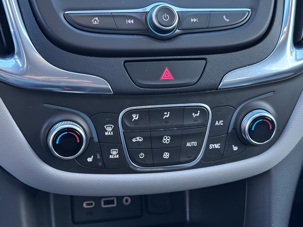 Used 2019 Chevrolet Equinox LT image 18